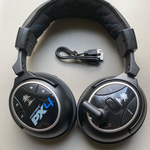 Turtle Beach Ear Force PX4 Wireless Headset - Picture 1 of 7